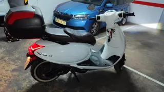 Moto Eléctrica Lvneng Blanca 125cc