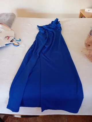 Vestido azul com babados