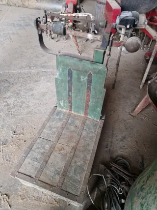 Báscula antigua de plataforma