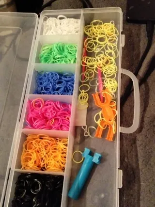 Caja de ligas para pulseras