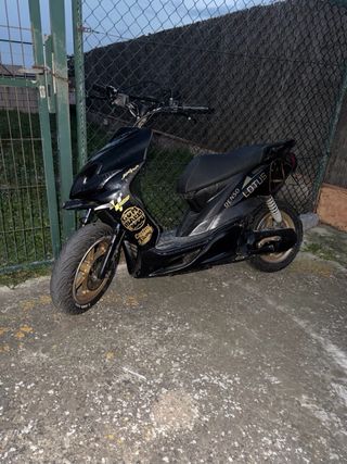 Yamaha Jog RR Scooter Negra