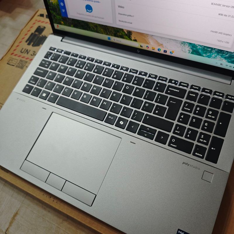 HP ZBook 16 G11 i5 13600HX 64GB Nuevo afbeelding 3