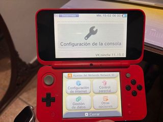 Nintendo 2DS XL Roja y Blanca