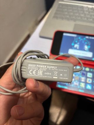 Nintendo 2DS XL Roja y Blanca