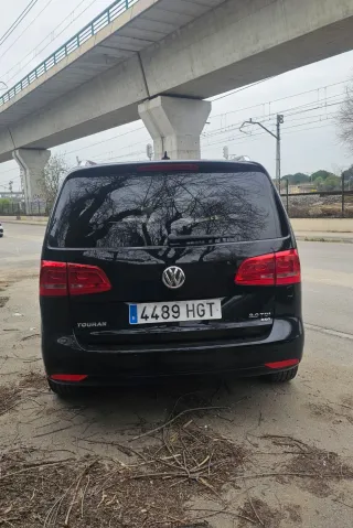 Volkswagen Touran 2011