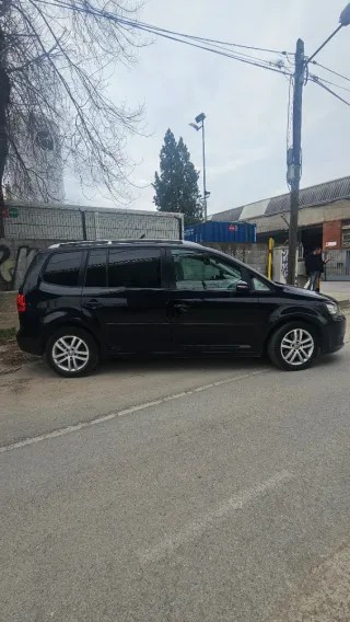 Volkswagen Touran 2011