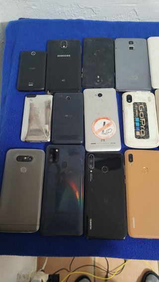 Lote 20 teléfonos móviles