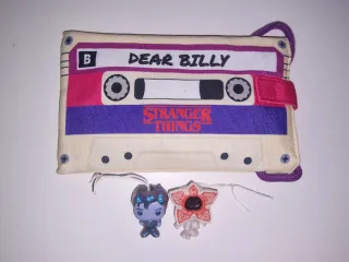 Bolso Stranger Things Cassette Dear Billy