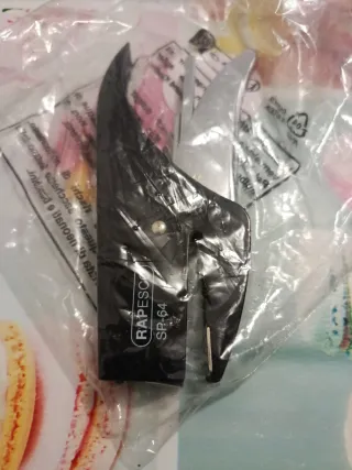 Grapadora Tenaza Rapesco SP-64 + 1000 grapas