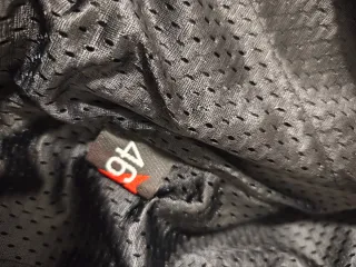 Chaqueta de moto Dainese negra Talla 46