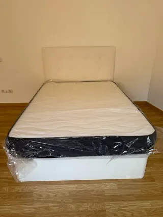 Vendita urgente: divani letto, materassi, camere da letto