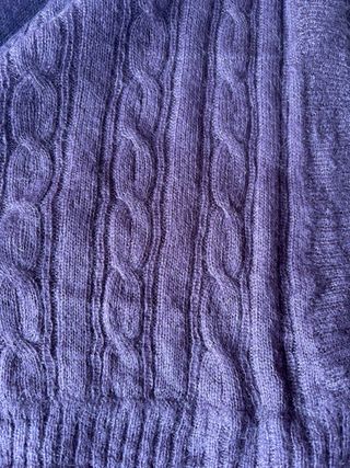 Chaqueta larga fina morada de lana