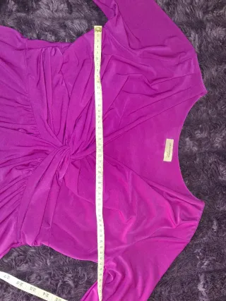 Top escote pico buganvilla manga francesa