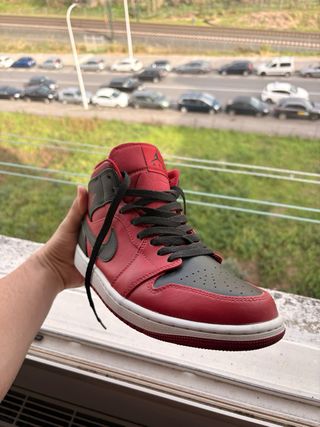 Air Jordan 1 Mid Rojo/Negro Talla 41 (Negociables)