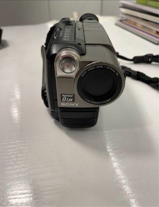 Videocámara Sony Handycam 330x Zoom