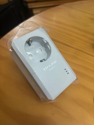 TP-Link AV600 Passthrough Powerline Kit