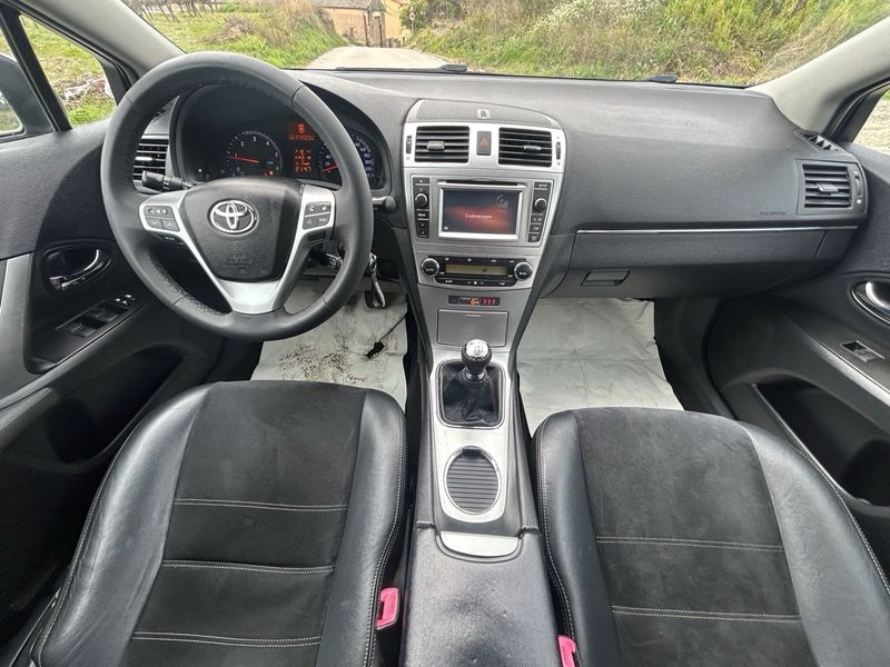 Toyota Avensis 120D Comfort 2015, foto 13