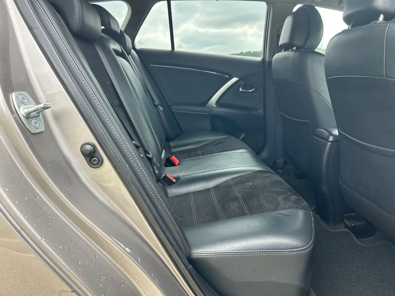 Toyota Avensis 120D Comfort 2015, foto 12