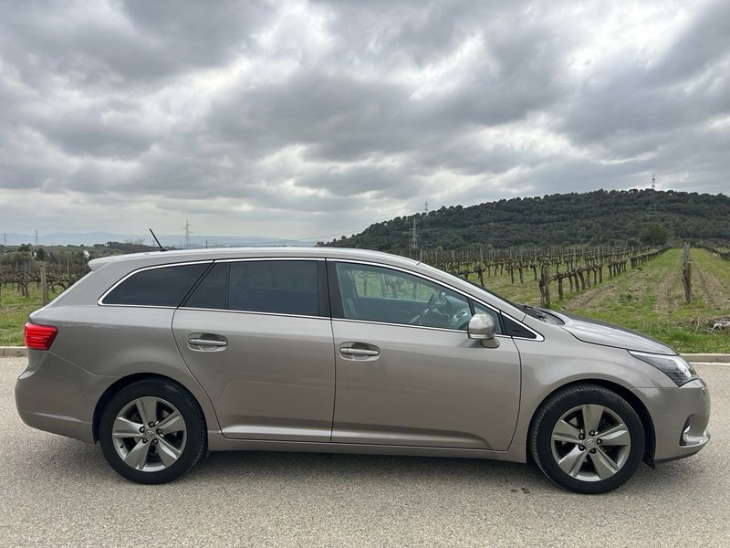 Toyota Avensis 120D Comfort 2015, foto 6