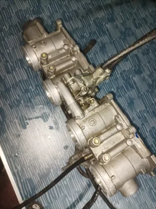 Inyección honda cbr600f f4i pc35 2002.