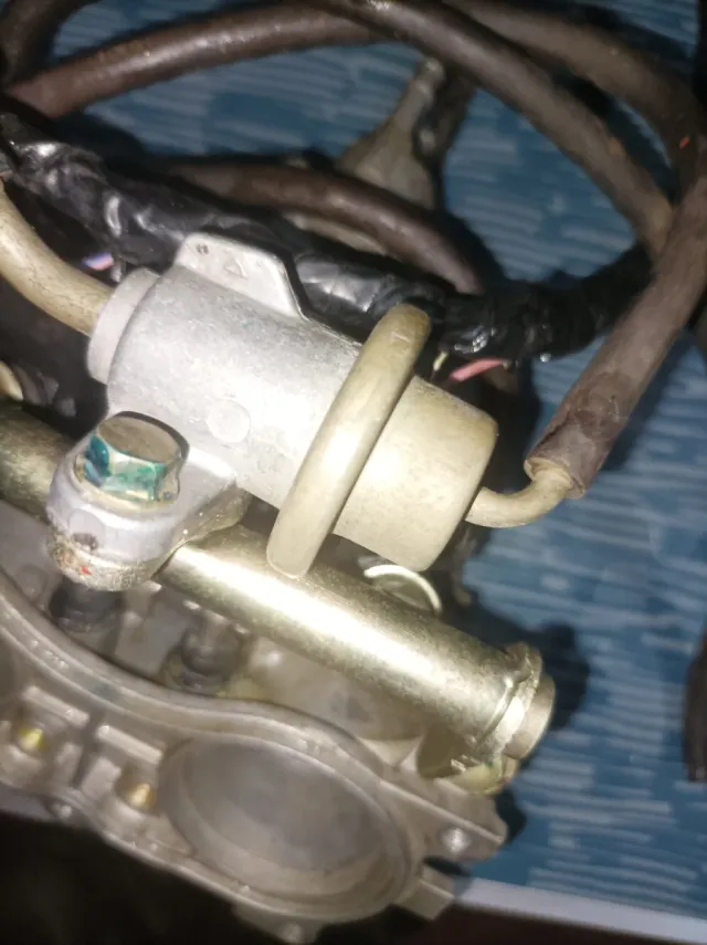 Inyección honda cbr600f f4i pc35 2002.