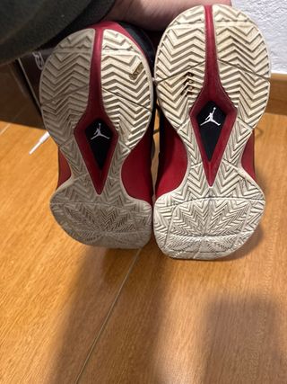 Zapatillas Jordan Baloncesto Talla 41 Rojas Blanca