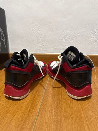 Zapatillas Jordan Baloncesto Talla 41 Rojas Blanca