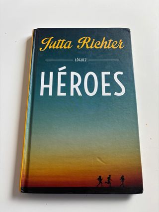 HÉROES - libro