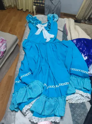 Traje de flamenca rociera azul