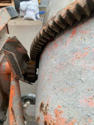 Hormigonera de 100kg