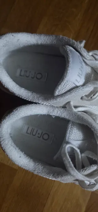 Zapatillas Liu Jo plateadas y blancas