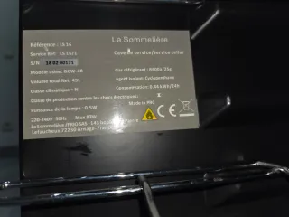 Vinoteca La Sommelière LS 16