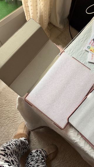 2 Fundas iPad Rosa y Beige