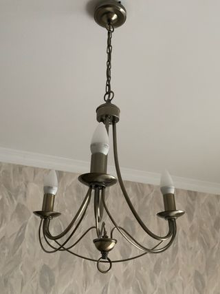 Lámpara y dos lamparitas