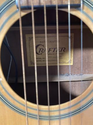 Guitarra Electroacústica Crafter con EQ