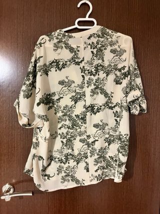 Camisa ONLY Estampado Animal Talla S