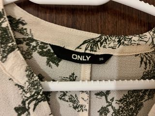 Camisa ONLY Estampado Animal Talla S