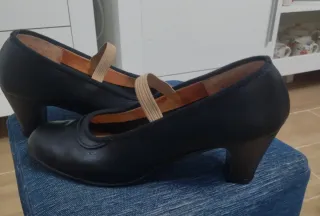 Zapatos Flamenco El Rocio Piel Clavos T39