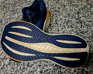 Saucony Triumph 22 T-38,5