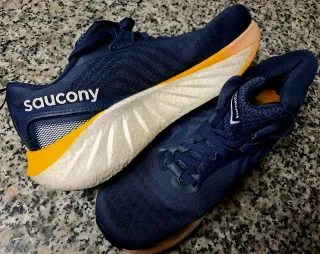 Saucony Triumph 22 T-38,5