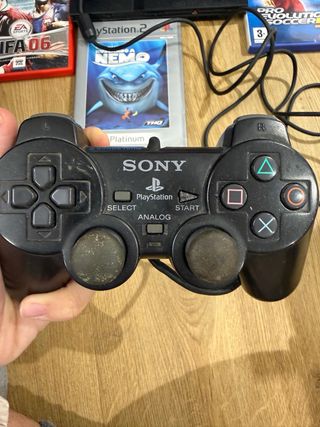 Consola PS2 Slim Negra + 6 Juegos