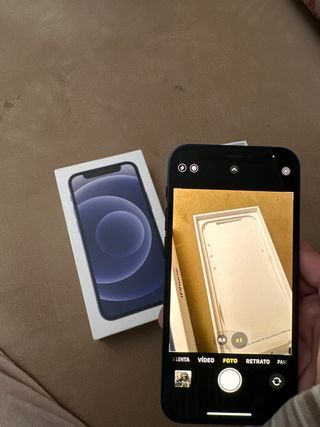 iPhone 12 mini Negro en Caja