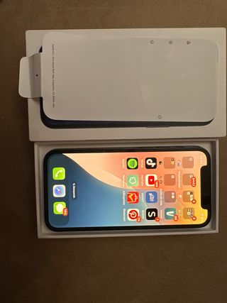iPhone 12 mini Negro en Caja