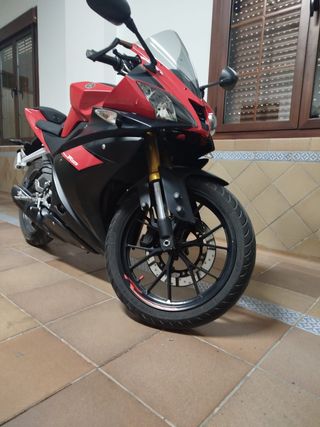 Yamaha Yzf R125 2016