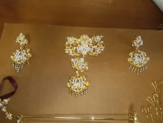 Aderezo fallera niña oro y perlas