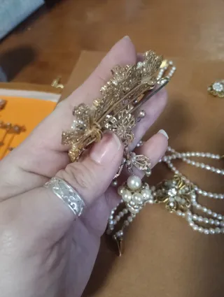 Aderezo fallera oro y perlas niña