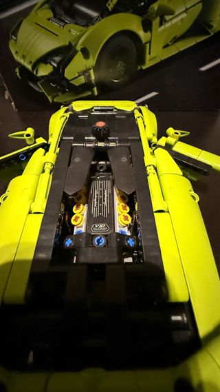 LEGO Technic Lamborghini Huracán 42161