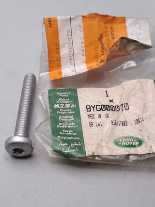 4 x Tornillo capota M8x50 mm BYG000070 Land Rover