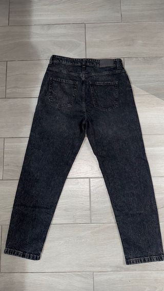 Pantalón vaquero Zara gris hombre talla 40