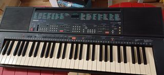 Teclado Yamaha PSR-400